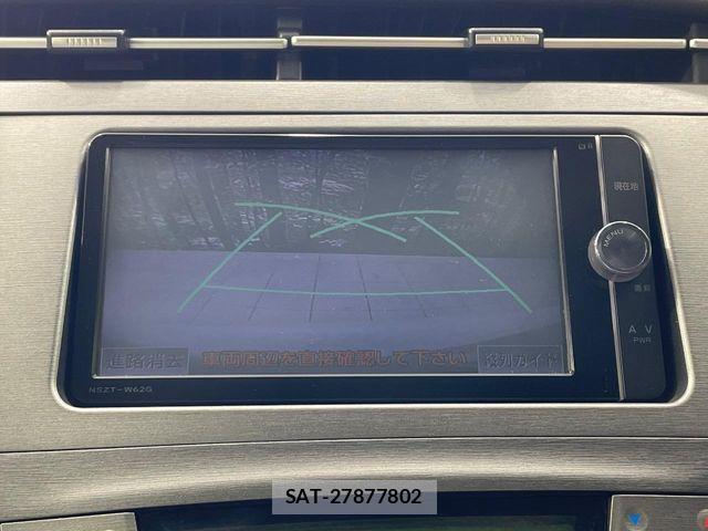 Toyota PRIUS 2012-07 8458230-3