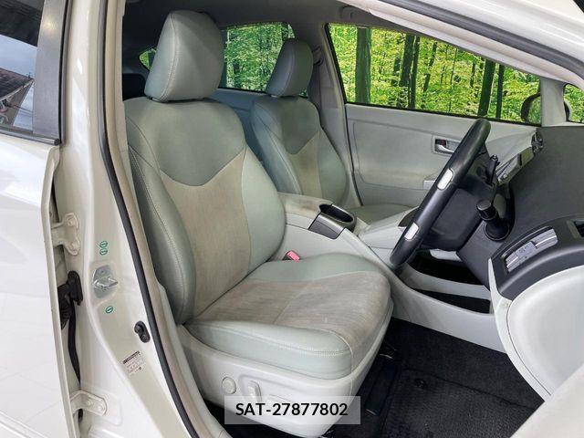 Toyota PRIUS 2012-07 8458230-7