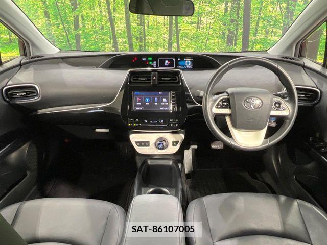Toyota PRIUS 2016-06 8458220-1
