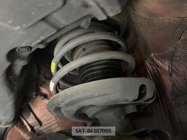 Toyota PRIUS 2016-06 8458220-19