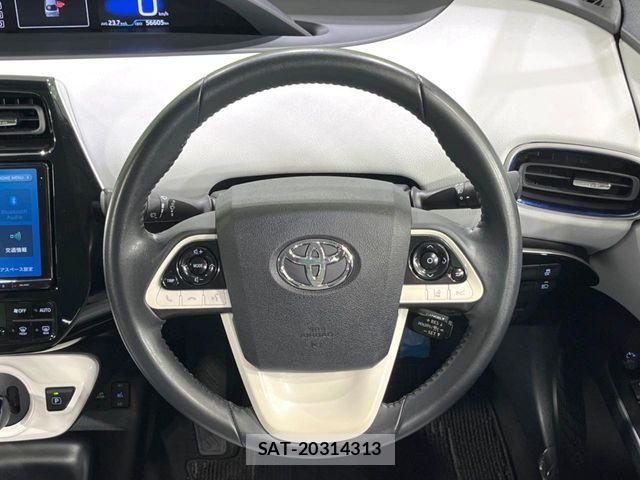 Toyota PRIUS 2015-12 8458215-10