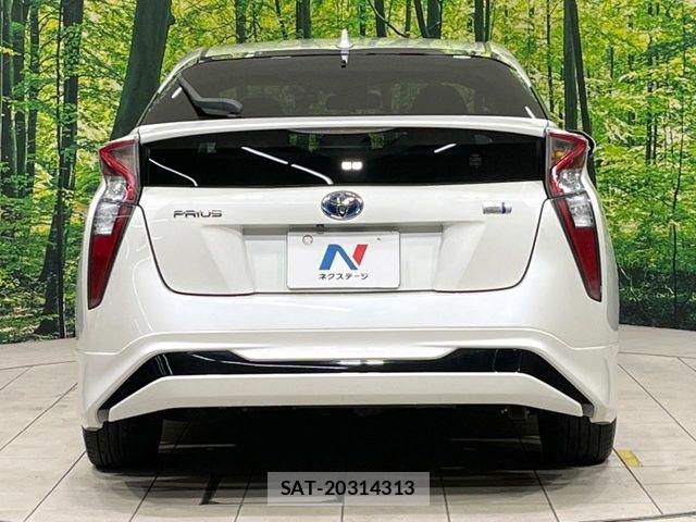 Toyota PRIUS 2015-12 8458215-14