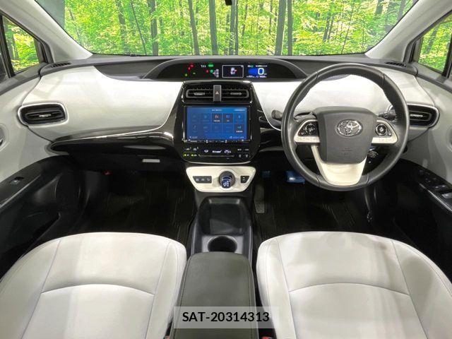 Toyota PRIUS 2015-12 8458215-1