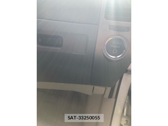 Toyota PRIUS 2009-03 8457308-15
