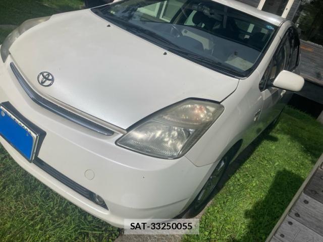 Toyota PRIUS 2009-03 8457308-1