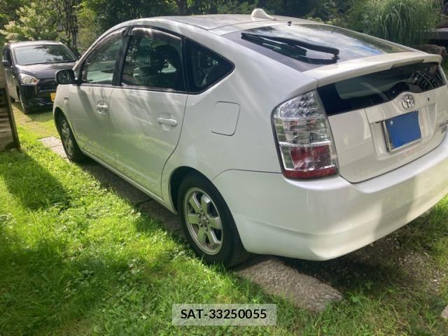 Toyota PRIUS 2009-03 8457308-5