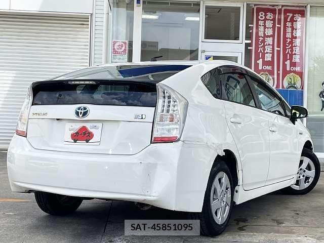 Toyota PRIUS 2009-11 8458233-2