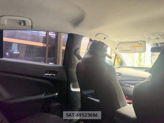 Toyota PRIUS 2017-08 8458224-13
