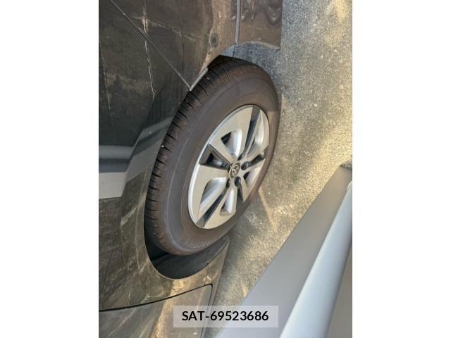 Toyota PRIUS 2017-08 8458224-7