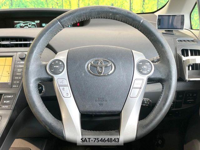 Toyota PRIUS 2011-01 8458227-10