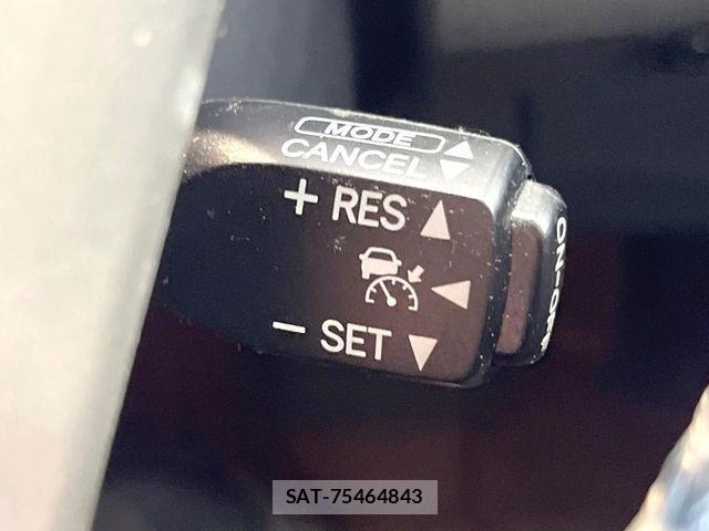 Toyota PRIUS 2011-01 8458227-3