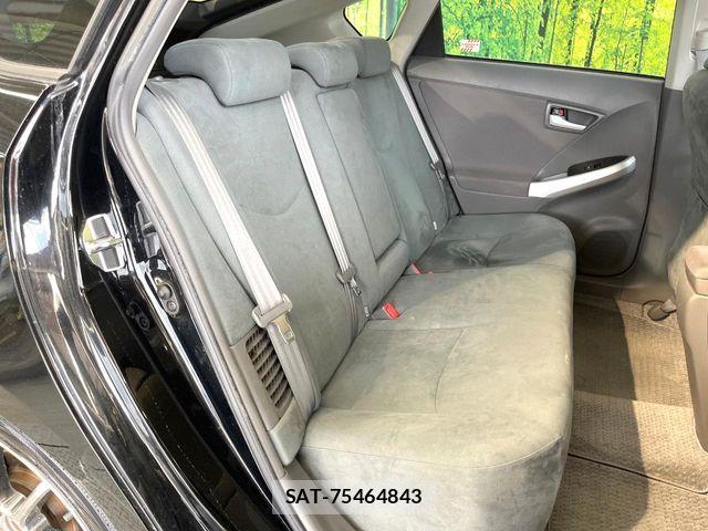 Toyota PRIUS 2011-01 8458227-8