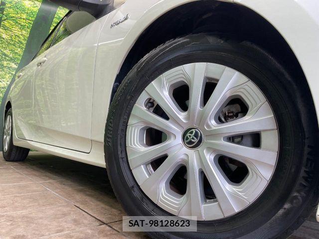 Toyota PRIUS 2020-09 8458217-12