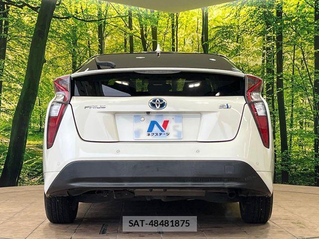 Toyota PRIUS 2017-11 8458226-14