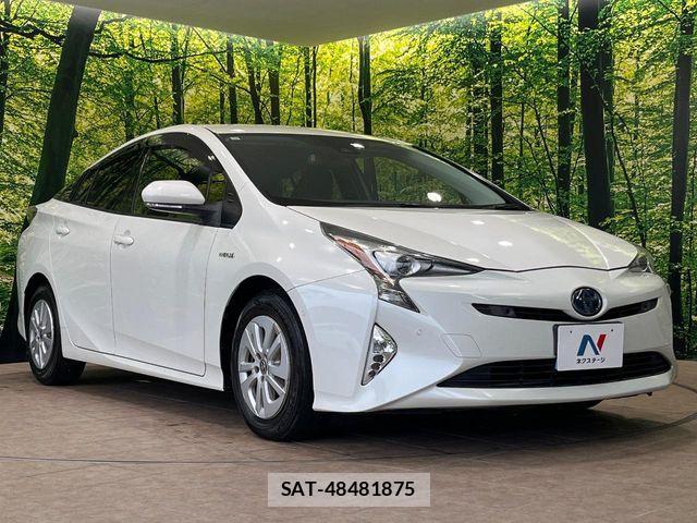 Toyota PRIUS 2017-11 8458226-15