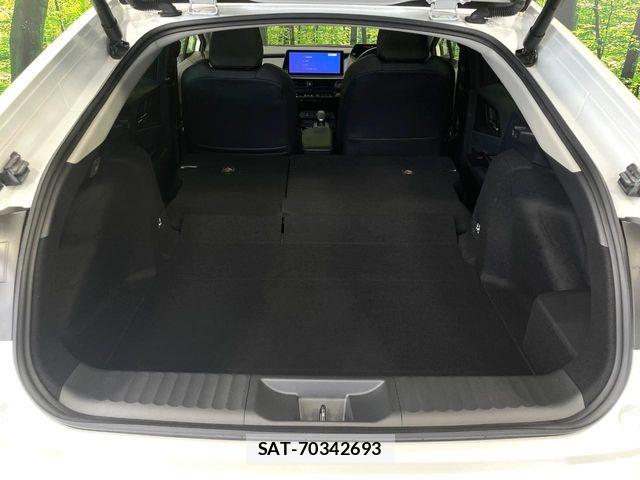 Toyota PRIUS 2023-04 8458206-9