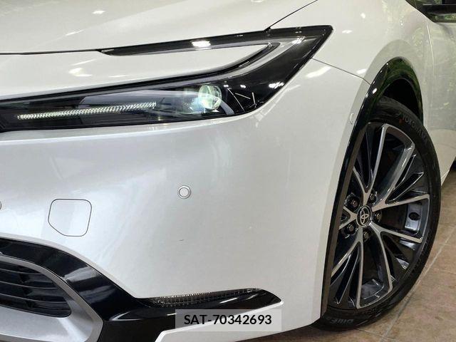 Toyota PRIUS 2023-04 8458206-11