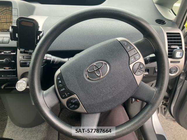 Toyota PRIUS 2007-02 8458238-25