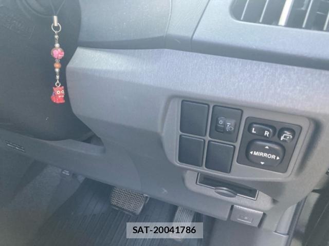 Toyota PRIUS 2010-07 8485957-14