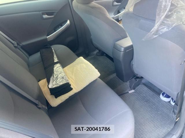 Toyota PRIUS 2010-07 8485957-17