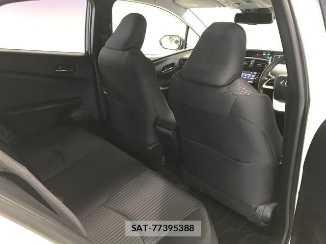 Toyota PRIUS 2017-10 8485941-9