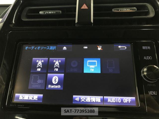 Toyota PRIUS 2017-10 8485941-12
