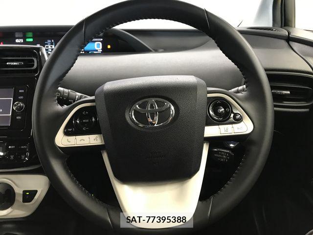 Toyota PRIUS 2017-10 8485941-15