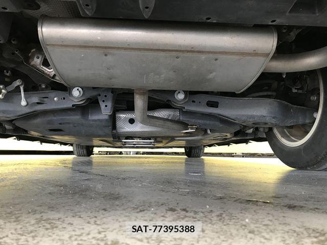 Toyota PRIUS 2017-10 8485941-28