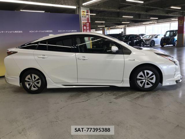 Toyota PRIUS 2017-10 8485941-4