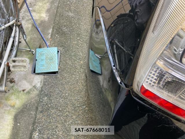 Toyota PRIUS 2011-10 8485956-20