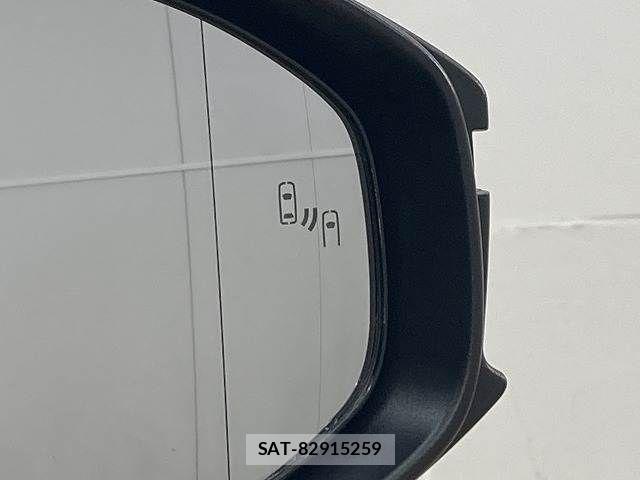 Toyota PRIUS 2023-12 8485926-9