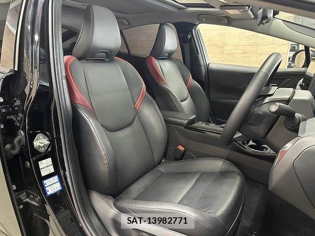 Toyota PRIUS 2023-06 8485925-10
