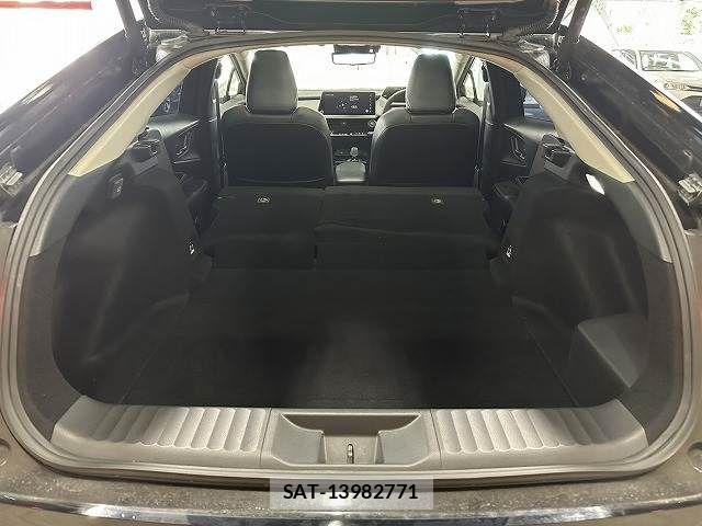 Toyota PRIUS 2023-06 8485925-12