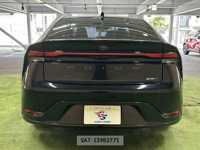 Toyota PRIUS 2023-06 8485925-15