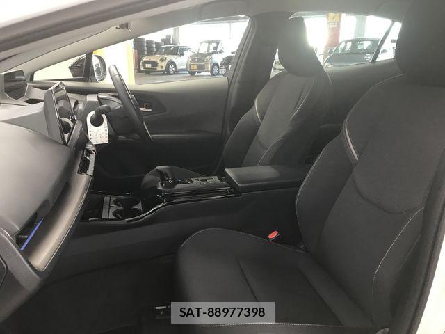Toyota PRIUS 2025-04 8485927-10