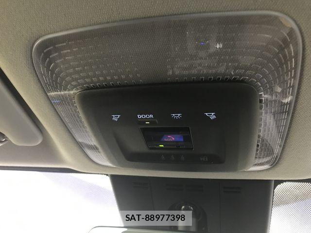 Toyota PRIUS 2025-04 8485927-16