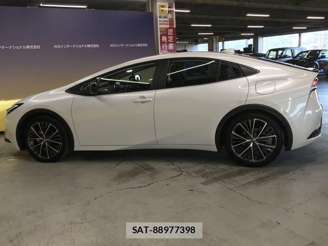 Toyota PRIUS 2025-04 8485927-2