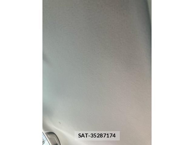 Toyota PRIUS 2010-05 8485955-11