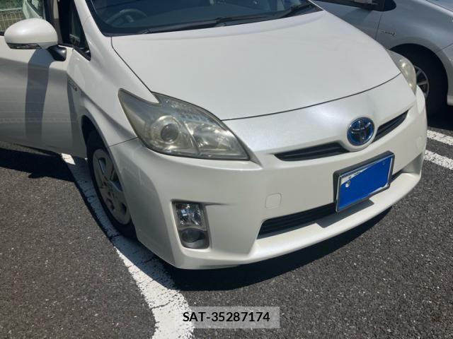 Toyota PRIUS 2010-05 8485955-1