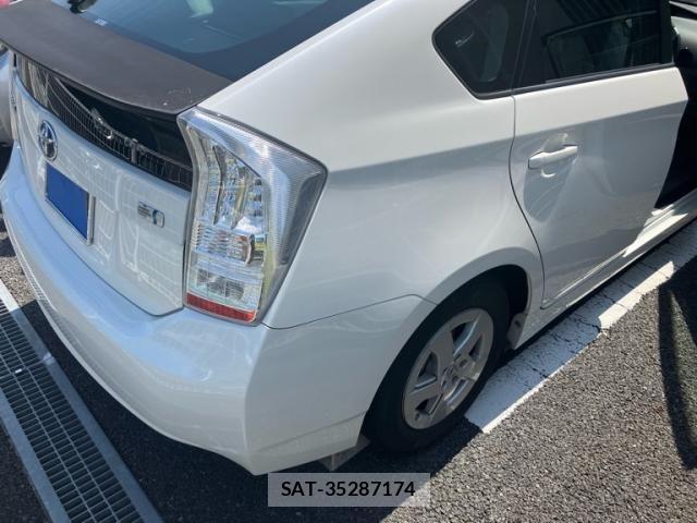 Toyota PRIUS 2010-05 8485955-6