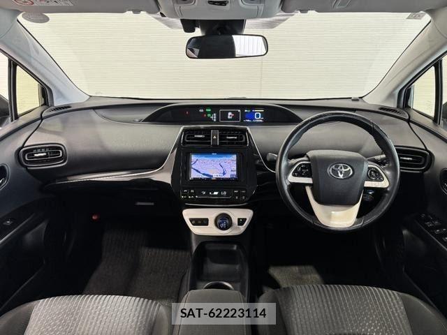 Toyota PRIUS 2018-07 8485953-1