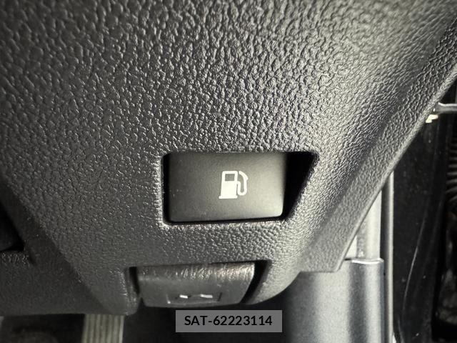 Toyota PRIUS 2018-07 8485953-27