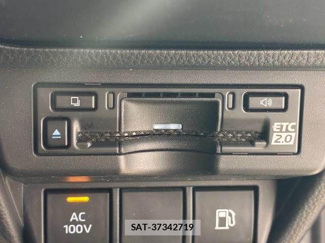 Toyota PRIUS 2023-03 8485934-7