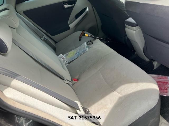Toyota PRIUS 2010-11 8485958-13