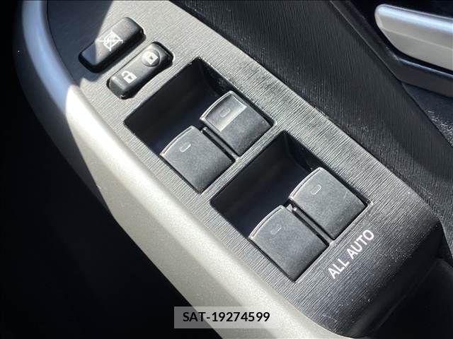 Toyota PRIUS 2014-01 8485945-9
