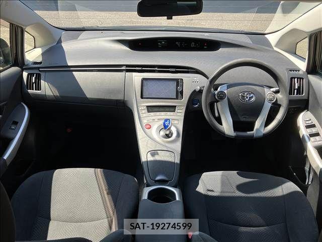 Toyota PRIUS 2014-01 8485945-1