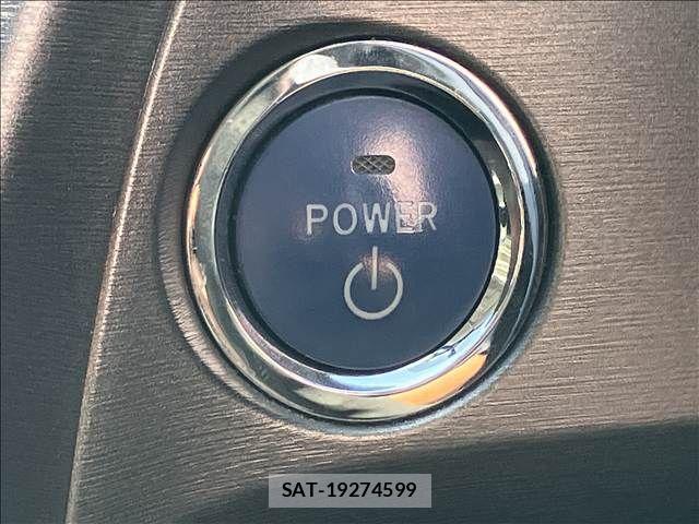 Toyota PRIUS 2014-01 8485945-6