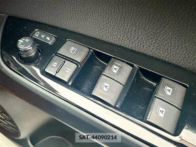 Toyota PRIUS 2017-01 8485942-20
