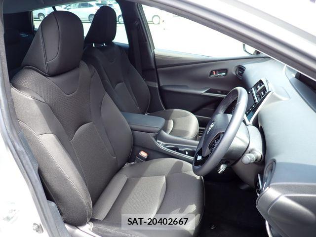 Toyota PRIUS 2023-05 8485939-16