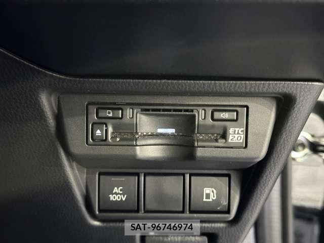 Toyota PRIUS 2023-06 8485933-14